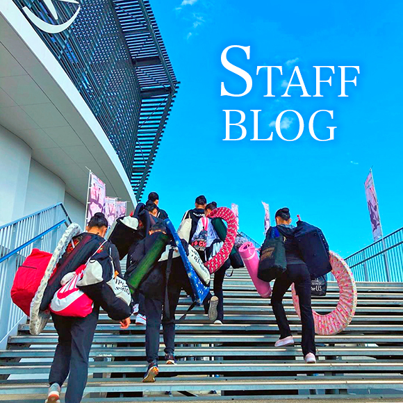 スタッフブログへ
